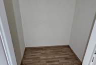 Unbefristete 3-Zimmer-Wohnung mit Loggia!