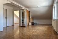 Schöne helle Dachgeschosswohnung inklusive Stellplatz in der Nähe des Goldecks