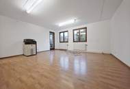 Neubaubüro mit Loggia | 95m² mit drei extra begehbaren Zimmern | optionaler Garagenplatz | zusätzliche/s Wohnung/Büro mit ca. 114m² im Haus verfügbar