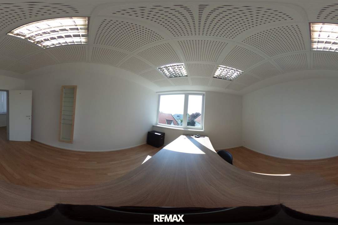Büro, Praxis, Studio, Atelier repräsentativ, hell, im Zentrum