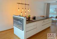 Exklusive Doppelhaushälfte mit Designküche & traumhaftem Garten nahe dem wunderschönen Attersee