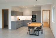 Dieses belagsfertige 4-Zi-Reihenhaus in Strem, 160m², Balkon, Terrasse in ruhiger Siedlungslage wartet auf Sie!