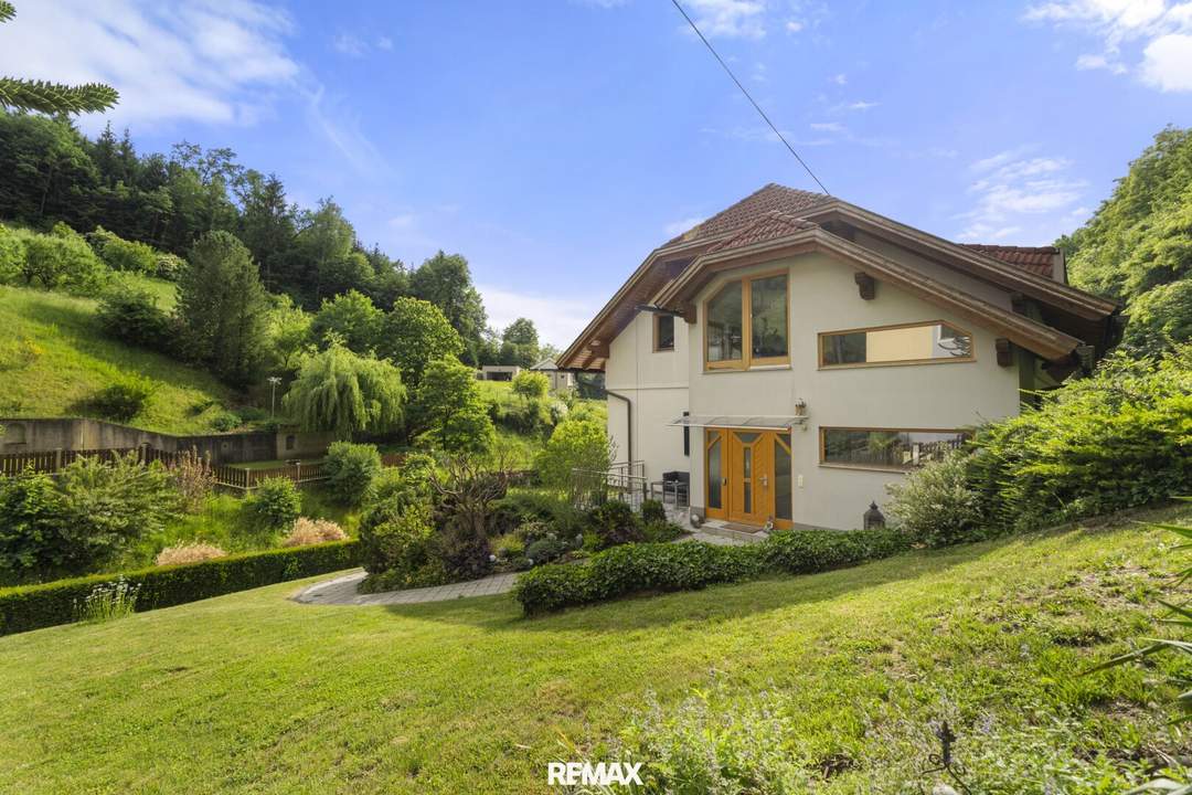 Wohnen mit Weitblick: Großzügiges Haus mit zwei Wohneinheiten in begehrter Lage von Wolfsberg