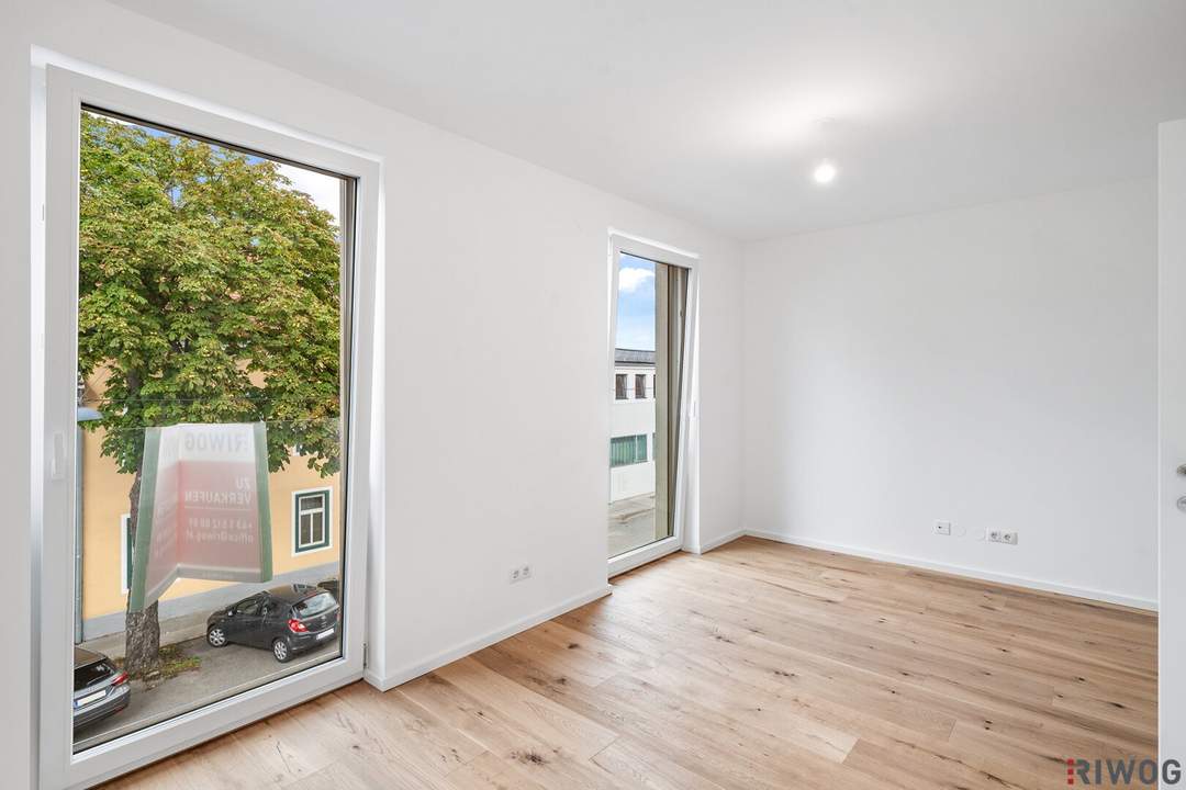 Moderner Neubau mit vielen Technischen Raffinessen in U-Bahn nähe