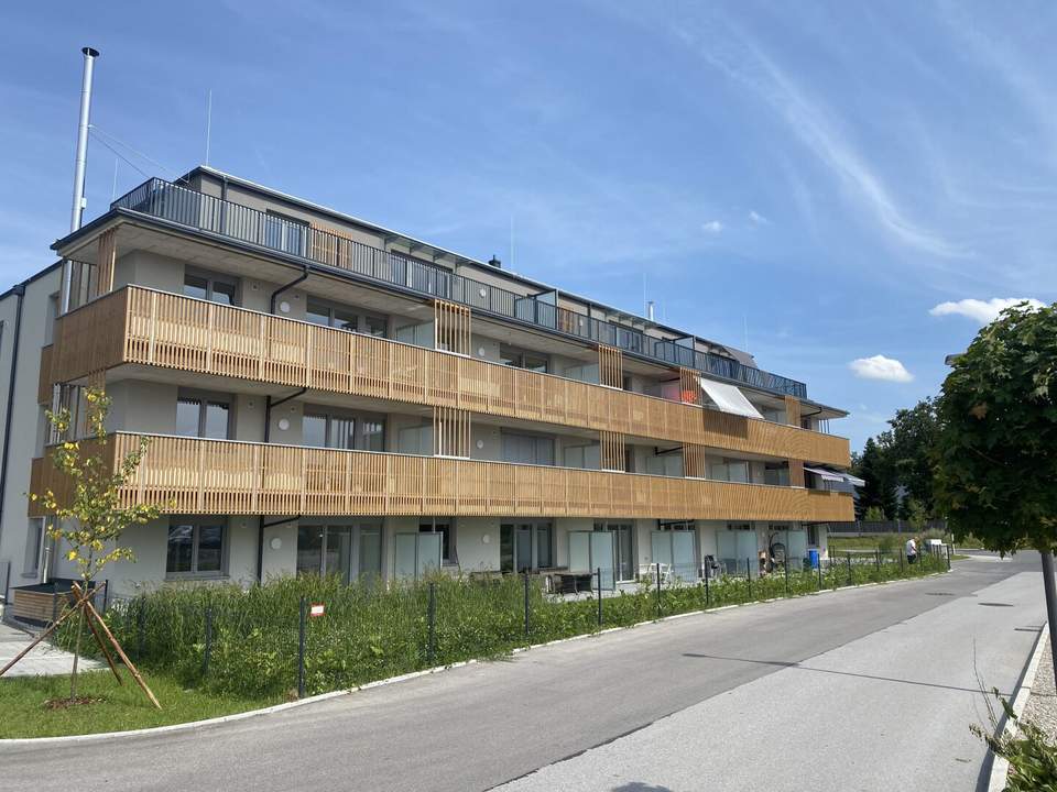 3 Zimmer Wohnung mit Balkon in Bürmoos