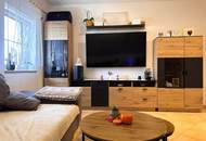 Wohnhaus mit 2 Einheiten, großer 2-stöckiger Garage und gemütlichem Garten