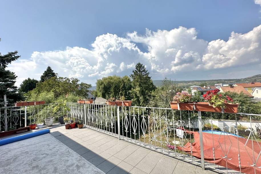 Anlagehit I Charmantes Mehrfamilienhaus mit großem Garten, Wintergarten und Terrasse mit unverbaubarem Blick I Stellplatz auf Eigengrund, Haus-kauf, 990.000,€, 2353 Mödling