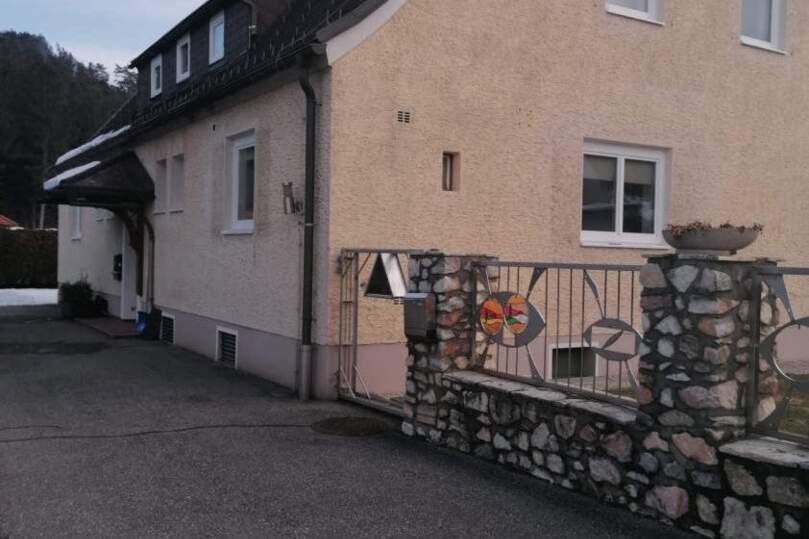 Lavamünd: Doppelhaushälfte mit 2 Wohnungen und Garten!, Haus-kauf, 159.000,€, 9473 Wolfsberg