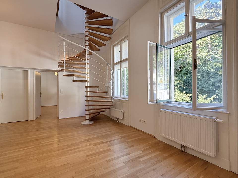 Dachterrasse mit Blick auf die Burgruine Rauhenstein | Stellplätze verfügbar I
