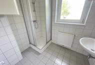 Erdgeschoss- 3 Zimmerwohnung mit Balkon!