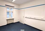 Bürofläche mit 3 Räumen in frequentierter Lage in Denkmalschutzobjekt