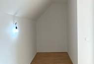 Schöne 4-Zimmer DG-Maisonette mit Balkon und perfekter Anbindung!