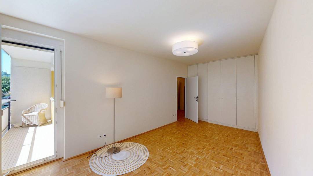 Pichelwangergasse, Sackgasse, Grünblick im Zentrum von Floridsdorf