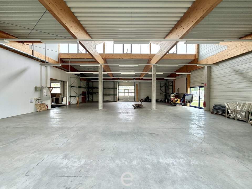 Repräsentative Ausstellungs- und Gewerbehalle in Böheimkirchen – in verkehrsgünstiger Lage nahe der A1
