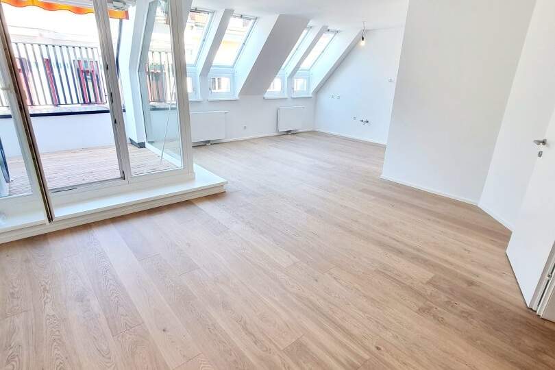 Neuer Preis! LETZTE Wohnung - Schnell sein! Leistbare Familien-Wohnung im Dachgeschoss! Toll aufgeteilt + Zentrumsnah + 3 Zimmer mit Terrasse + Frisch saniert + Hauseigene Tiefgarage! Besser geht es nicht...., Wohnung-kauf, 579.000,€, 1180 Wien 18., Währing