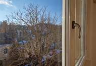 Schöne 2-Zimmer-Wohnung im 3. Stock in der Gersthofer Straße