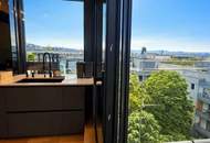 +++Erstbezug lichtdurchflutete 4-Zimmer Dachgeschosswohnung mit Wienblick und Bergblick + Terrasse- NESTROYPLATZ
