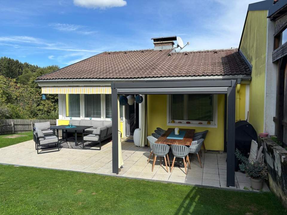 Wohnen im Schilcherland - Großzügiges Eckreihenhaus mit Charme, sonniger Terrasse, sowie Garten und Garage