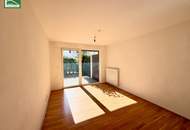 Wohnen im Grünen – Erdgeschoss mit Terrasse &amp; Gartenidylle