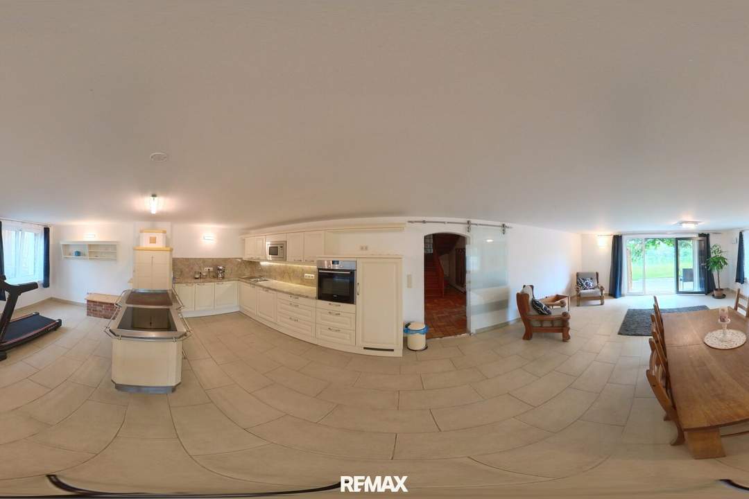 **Traumhaftes Einfamilienhaus mit Pferdestall, Koppel und großem Grundstück in Bocksdorf**