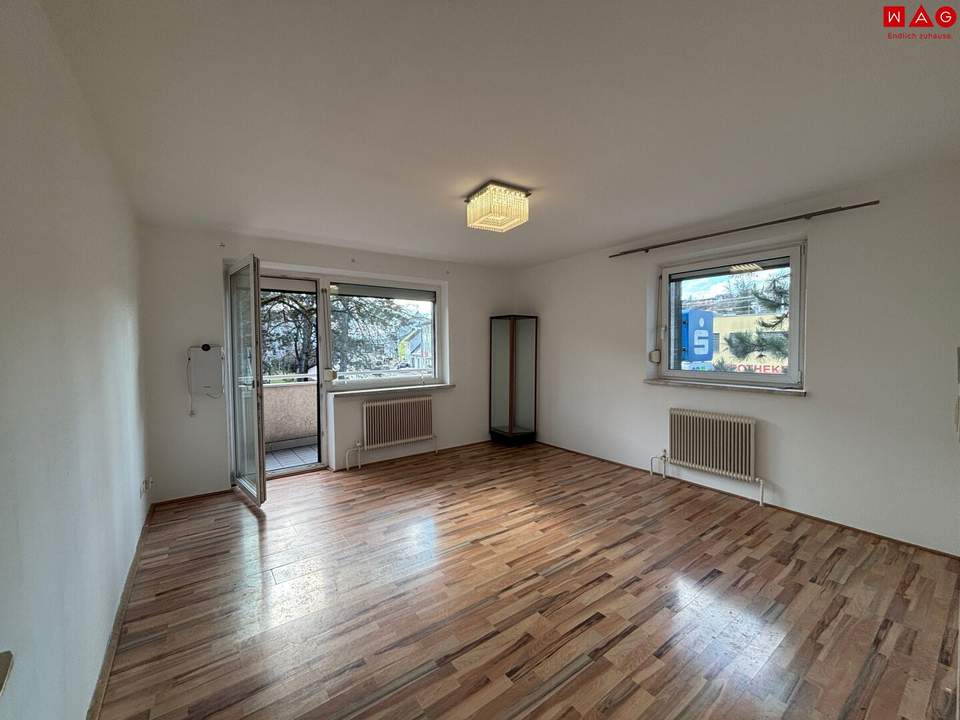 Urbanes Wohnen in ansprechender 2-Zimmer-Wohnung mit Loggia! Hell, freundlich und gemütlich mit idealer Raumaufteilung!!