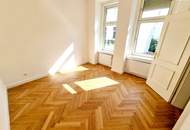 Stuck an der Decke. Gänsehaut im Herzen! 3 Zimmer und separate Küche in Bestlage in 1050 Wien! HIP und TRENDY die Gegend - Magisch schön das Altbauhaus - Ein MUST HAVE die Wohnung! TOP Infrastruktur + Beste öffentliche Anbindung!