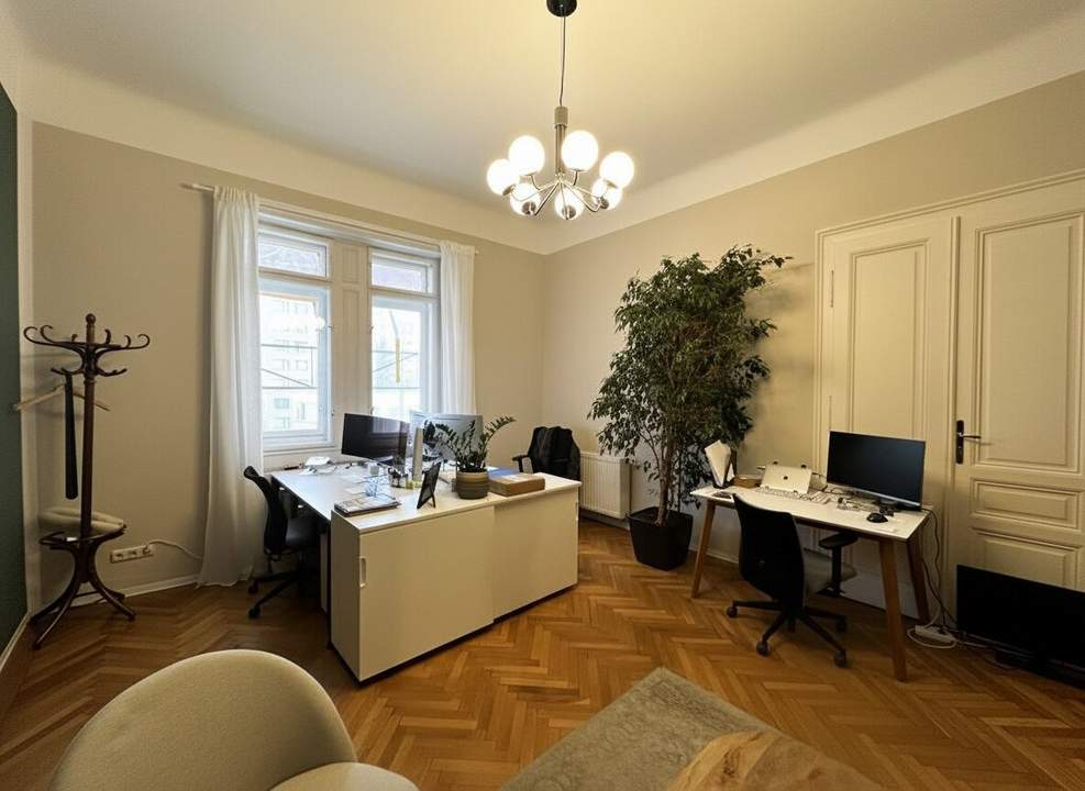 Repräsentatives Altbaubüro auf der Billrothstrasse