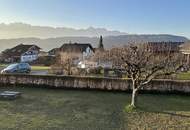 Baugrundstück, völlige Ruhelage, mitten im Grünen, Berg- u. Panorama-Blick, Feldkirch-Tisis, direkt ans Naherholungsgebiet grenzend, gigantische Sonnenuntergangs-Stimmung, in 6 Minuten per PKW ins Stadtzentrum Feldkirch, Bus-Station in 50 m.