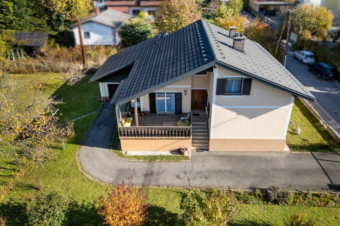 Einfamilienhaus mit wunderschönem Grundstück in ruhiger Lage