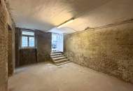 Vielseitig nutzbares Halbkellerlokal in zentraler Lage des 2. Bezirks // Versatile Semi-Basement Commercial Unit in a Central 2nd district location //