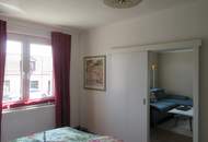 NEU RENOVIERTES EINFAMILIENHAUS MIT NEBENGEBÄUDE