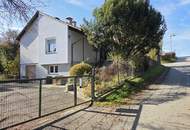 Das besondere Etwas, Klein- Fein- Mein. Entzückendes Wohnhaus mit Erweiterungspotenzial an einer Sackgasse.