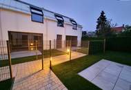 Frühlingsaktion! Lebens(t)raum Erfüller! Cooles Townhouse mit Garten! Ideale Raumaufteilung + Erdwärme + Absolute Ruhelage + Tiefgarage + Ideale Süd Ausrichtung! Nachhaltig und zukunftssicher investiert!