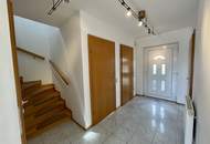 Gut geschnittenes Reihenhaus mit Pool in familienfreundlicher Lage in Kalsdorf zur Miete!