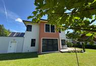 NEUER PREIS! Einfamilienhaus für anspruchsvolle Käufer - im Grünen und doch in Stadtnähe - Heizkosten nur 70€ monatlich!