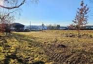 Baugrund mit Ferienhaus in Ostermiething