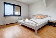 NEUER PREIS !! Sehr großes Haus im Herzen von Lassee!