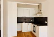 Erstbezug! Lichtdurchflutete 2-Zimmer-Wohnung in Toplage | Mit Balkon und Grünblick