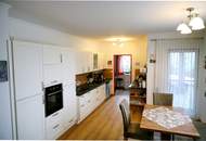 Zwei Häuser, großer Grund - Wohnen &amp; Vermieten oder Großfamilie?!