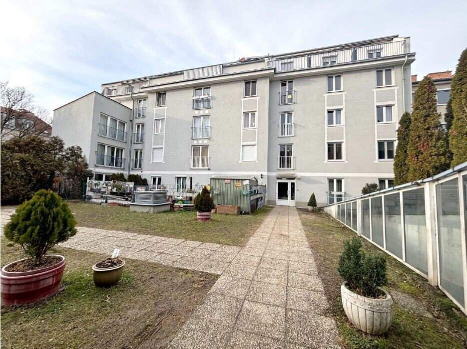 Wohnungspaket - 9 Wohneinheiten und 3 Garagenplätze
