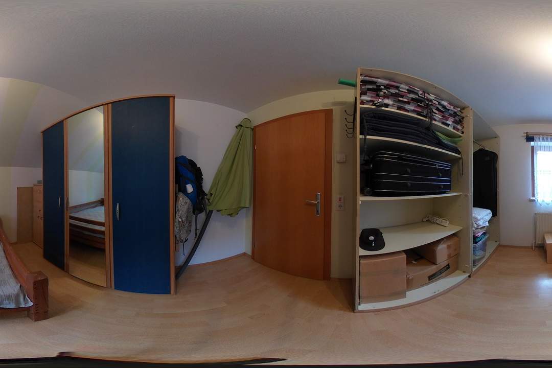 Großzügiges Einfamilienhaus | 1.976 m² Grundstück | neue PV-Anlage | 2 Terrassen | großes Carport!