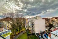 Loftartige Dachgeschoßwohnung mit Terrasse