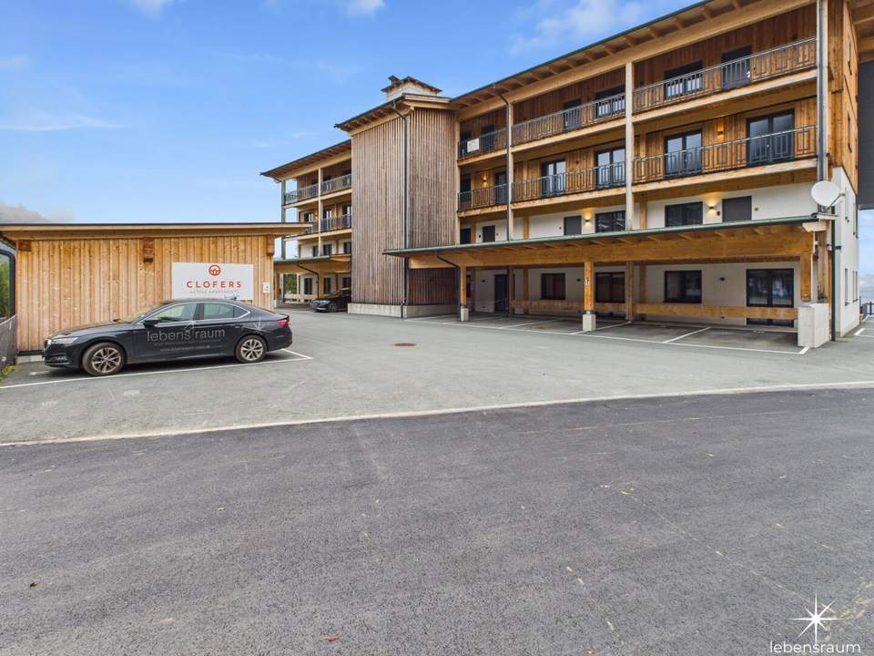 Traumhafte 5-Zimmer-Wohnung in Sonnleitn: Neuwertig, 3 Balkone. Direkt im Schigebiet Nassfeld (100 Meter vom Lift entfernt).