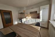 Großzügiges Zweifamilienhaus in ländlicher Gegend
