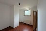 3 Zimmer Wohnung plus Loggia und Lift