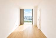The View Collection: DC2 Tower - 38. Etage: City Lights & Water View