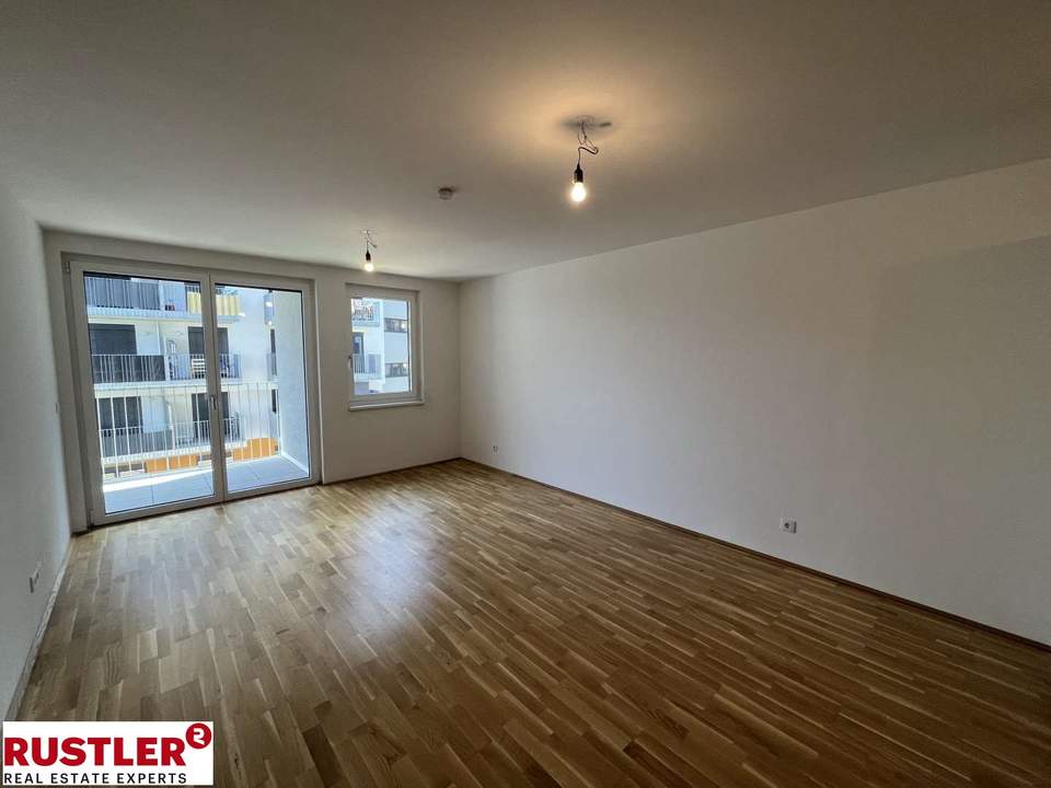 Moderne und geräumige 2-Zimmer-Wohnung mit Balkon