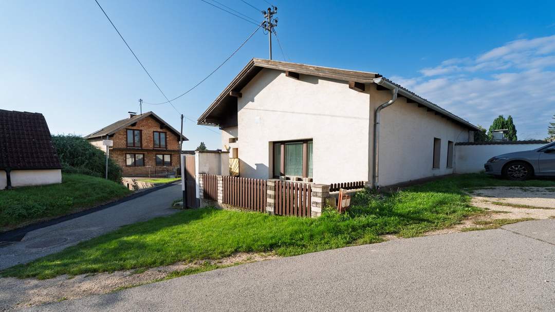 Charmantes Zuhause in Groß-Schweinbarth - viel Potential!