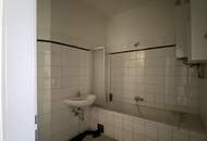 Herrschaftlich Wohnen am Tivoli | großzügige 3-Zimmerwohnung in prachtvollem Altbauhaus!