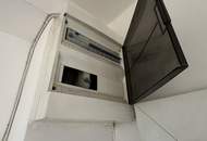 UNBEFRISTET und Nähe Bahnhof - nette 2-Zimmer-Wohnung, separate Küche mit kleinem Essplatz, Gartennutzung